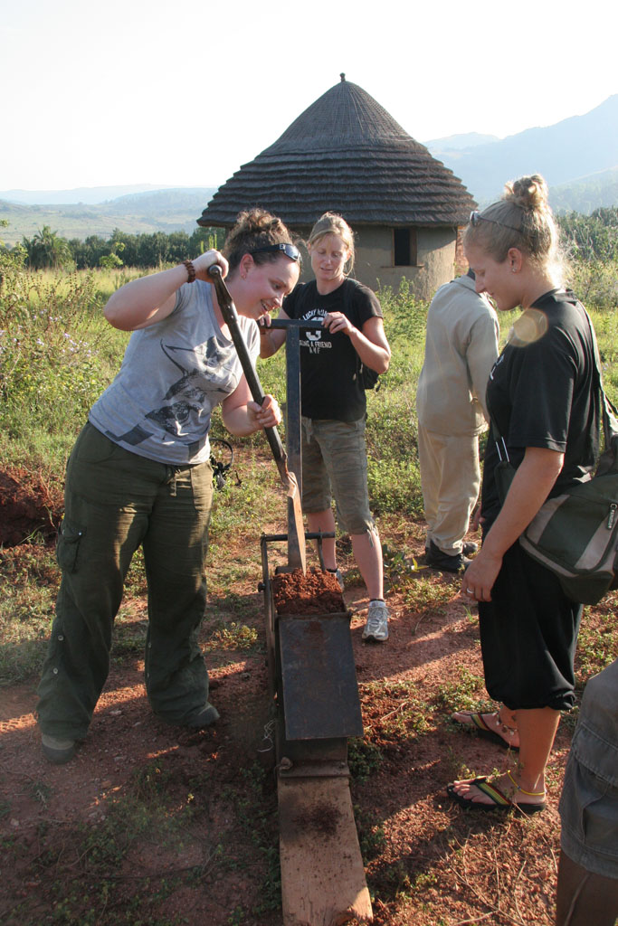 Viaggio Solidale - Progetto Construction - Swaziland (Eswatini)